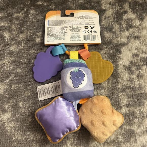 Melissa & Doug PB & J Take Along Toy (NEW) - Picture 2 of 2